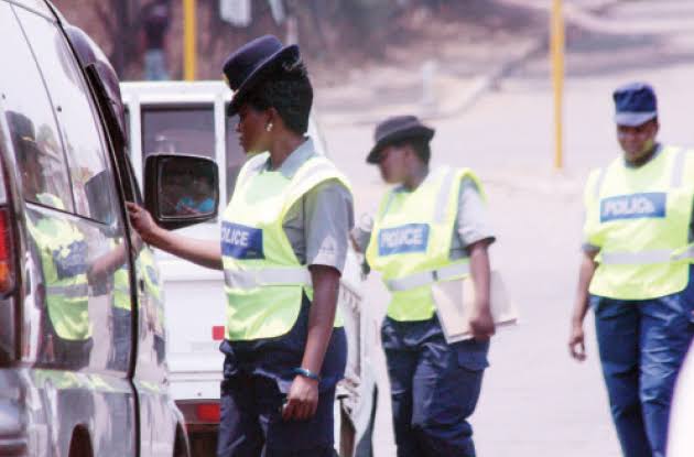 ZRP arrests five more alleged robbers at a roadblock